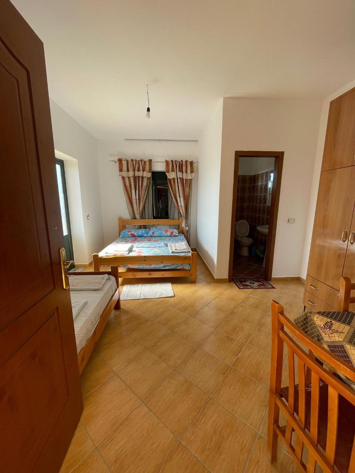 Hotel Bora Gostime Buitenkant foto