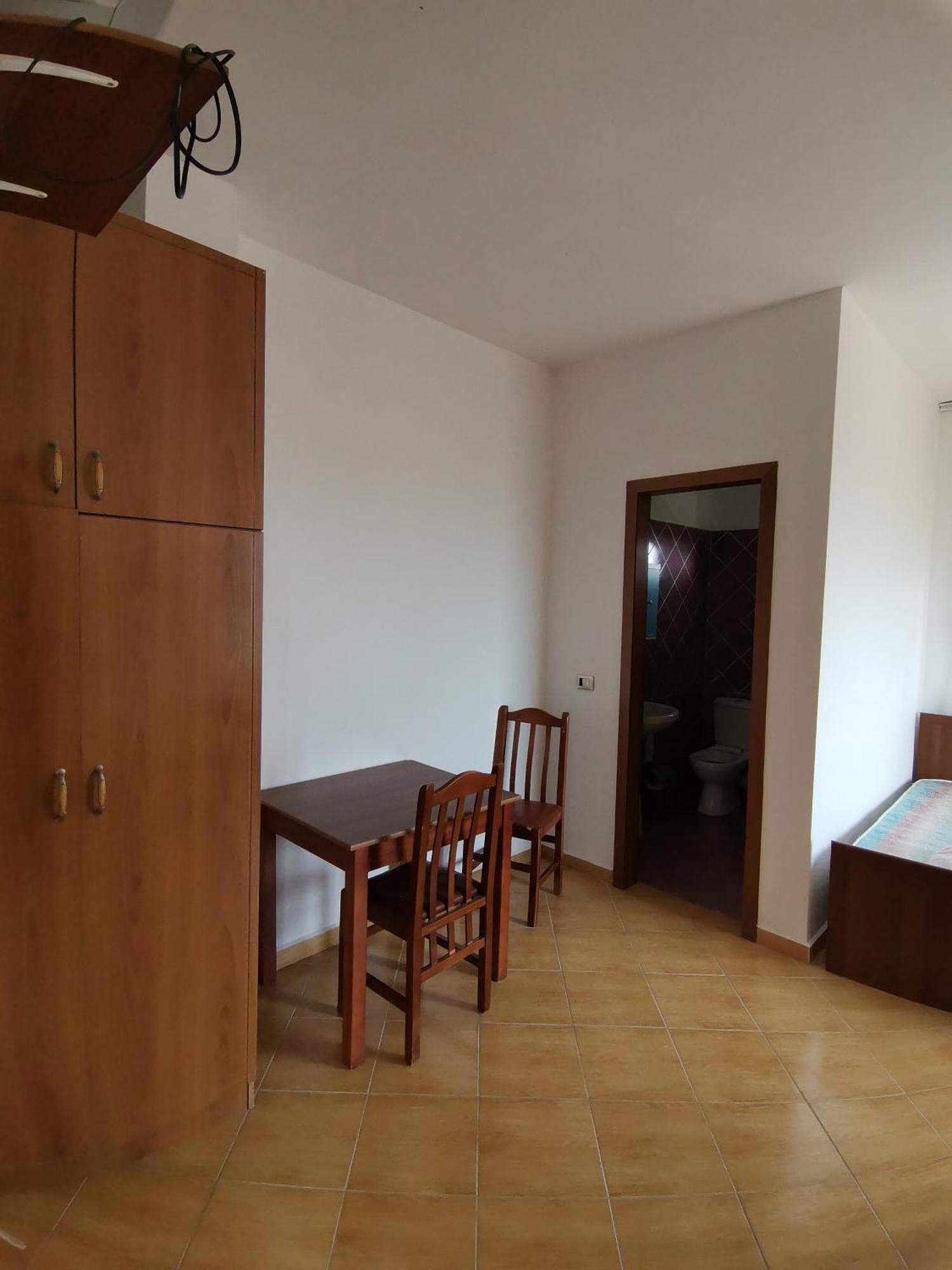 Hotel Bora Gostime Buitenkant foto