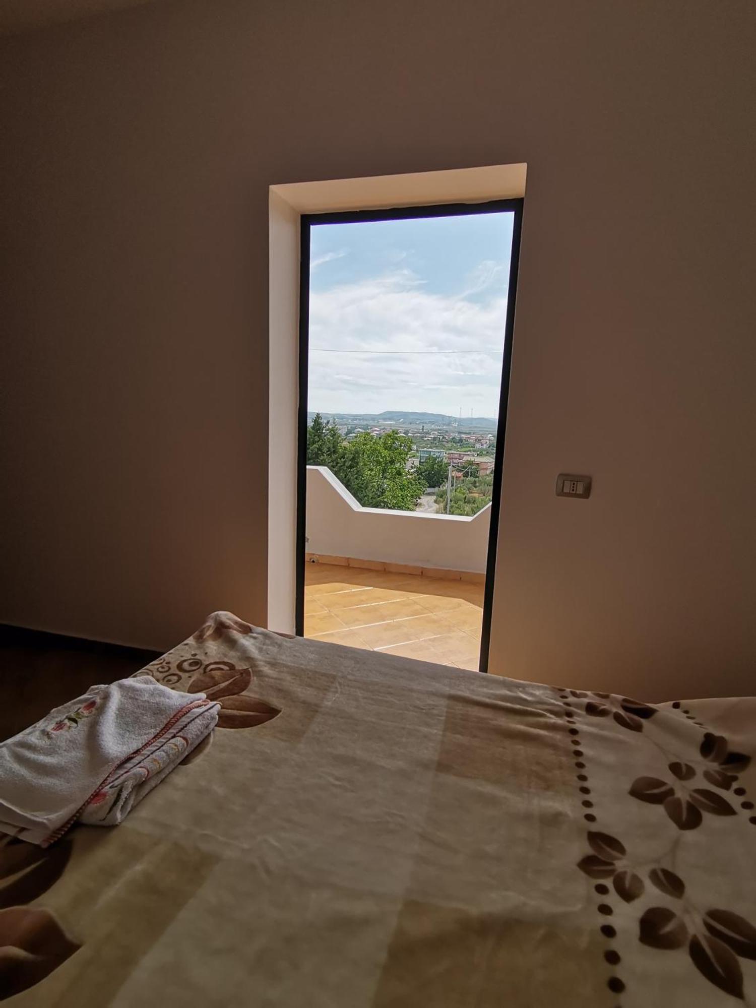 Hotel Bora Gostime Buitenkant foto