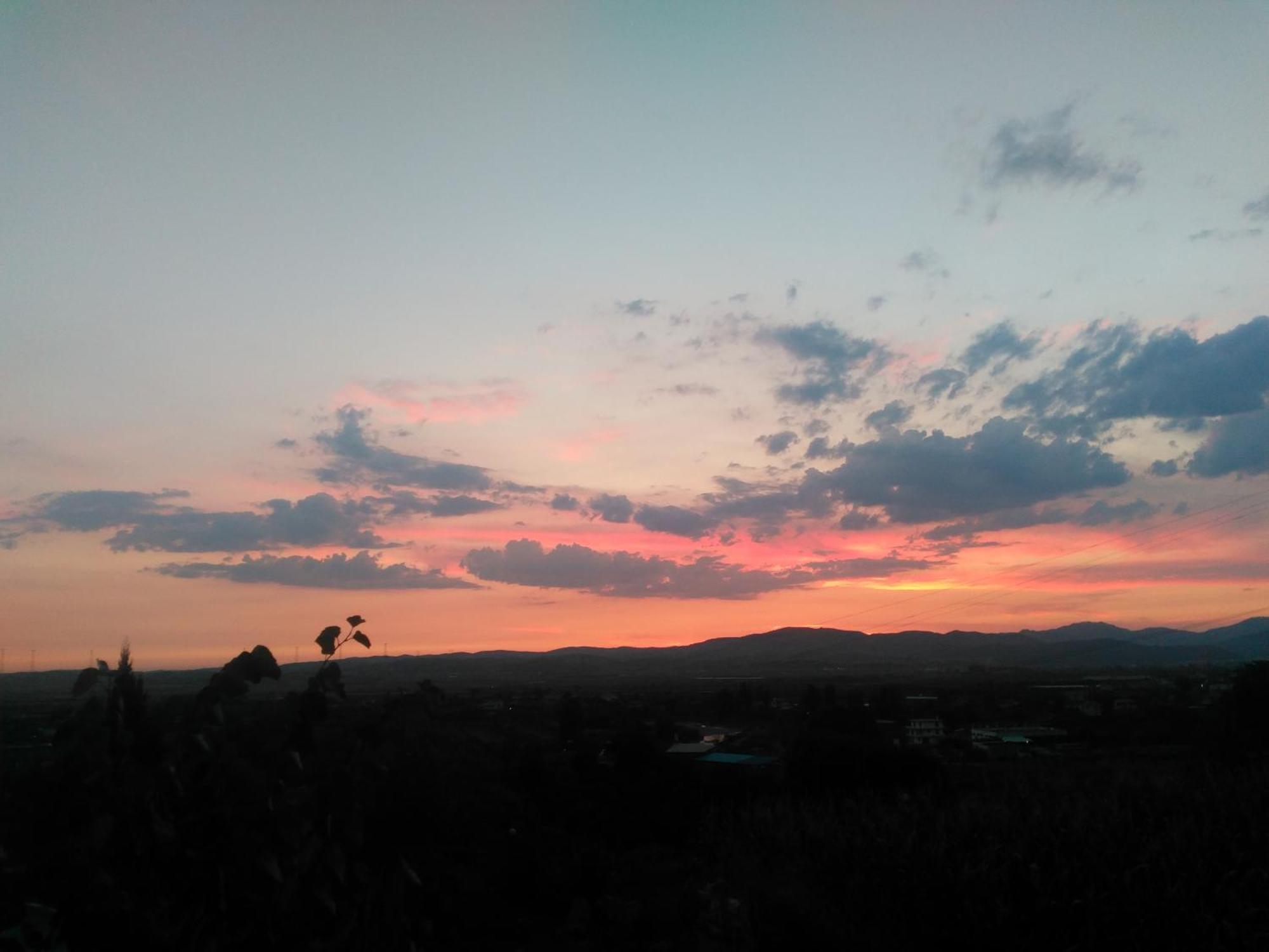 Hotel Bora Gostime Buitenkant foto